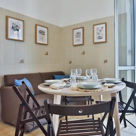 Guesthost - Le Due Signorine - Terrazza Foria דירה